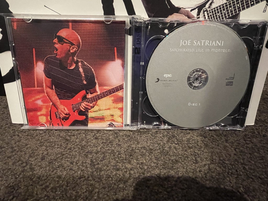 Joe Satriani - Satchurated - Live In Montreal - 2 CDs Set