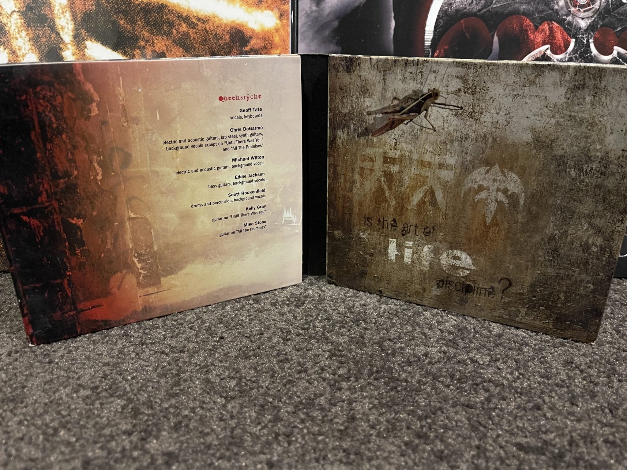 Queensryche - Sign Of The Times - The Best Of - 2 CD Deluxe Edition